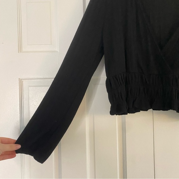 Lucky Brand black blouse with long sleeves. flattering V-neckline - Picture 3 of 5
